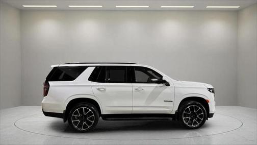 2023 Chevrolet Tahoe 4WD RST