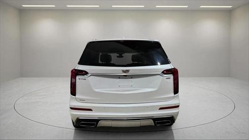 2022 Cadillac XT6 Premium Luxury AWD