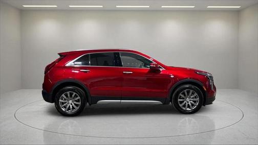 2021 Cadillac XT4 Premium Luxury