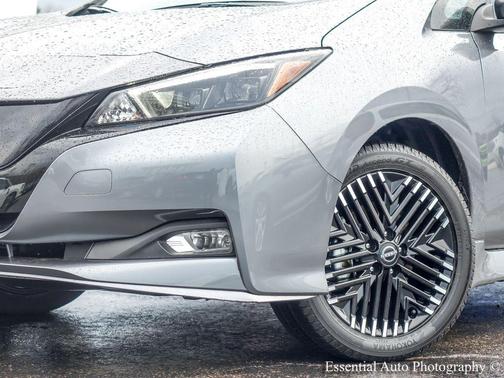 2024 Nissan Leaf SV PLUS