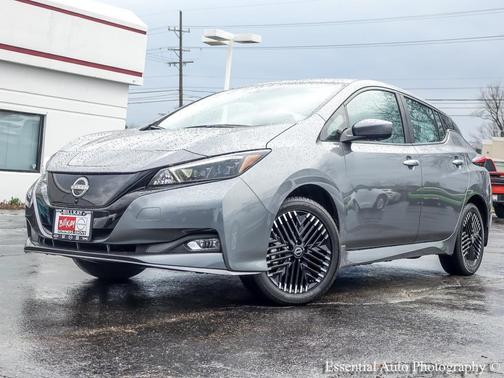 Gun Metallic 2024 Nissan Leaf SV PLUS