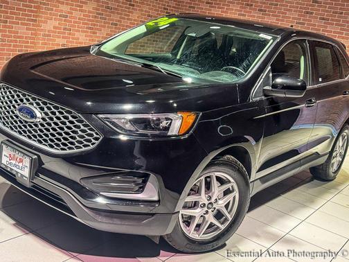 Black Metallic 2024 Ford Edge SEL