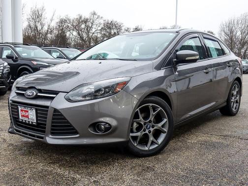 STERLING GRAY METALLIC 2013 Ford Focus SE