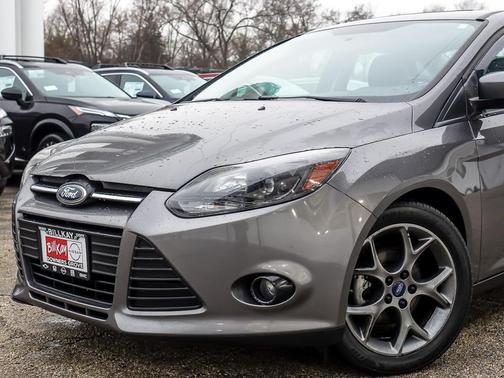 STERLING GRAY METALLIC 2013 Ford Focus SE