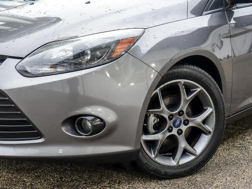 STERLING GRAY METALLIC 2013 Ford Focus SE