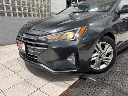 2020 Hyundai ELANTRA Value Edition