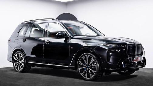 Black Sapphire Metallic 2024 BMW X7 xDrive40i