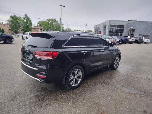 Ebony Black 2017 Kia Sorento SX