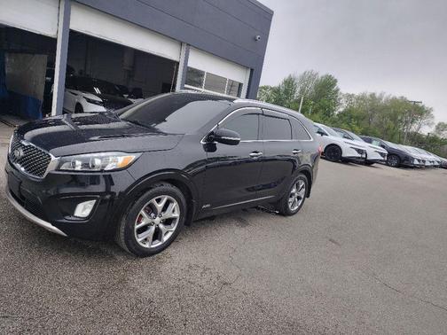 Ebony Black 2017 Kia Sorento SX