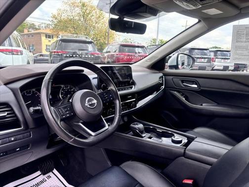 2022 Nissan Rogue SL