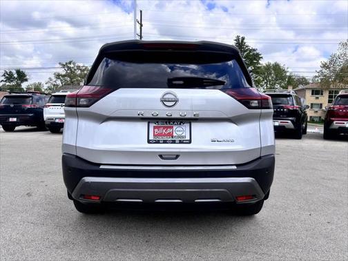 2022 Nissan Rogue SL