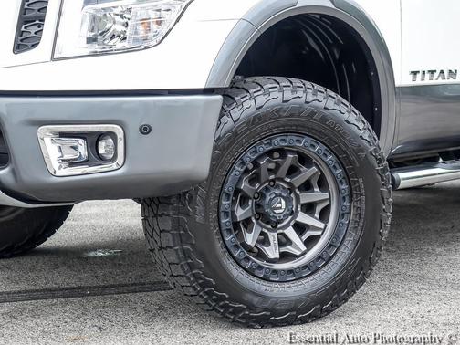 Pearl White Metallic 2019 Nissan Titan PRO-4X