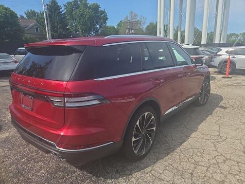 Red Carpet Tinted Clearcoat 2025 Lincoln Aviator Reserve AWD
