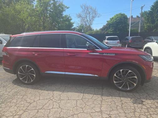 Red Carpet Tinted Clearcoat 2025 Lincoln Aviator Reserve AWD