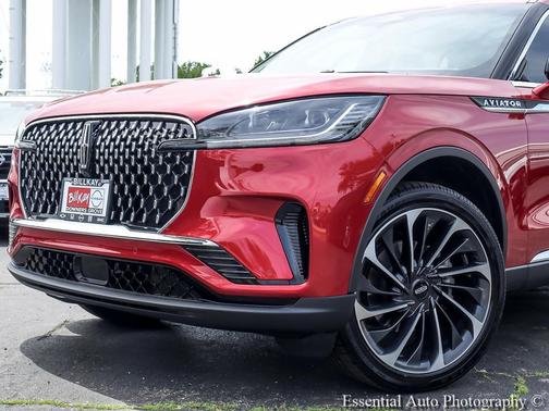 Red Carpet Tinted Clearcoat 2025 Lincoln Aviator Reserve AWD