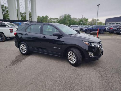 Mosaic Black Metallic 2018 Chevrolet Equinox LS