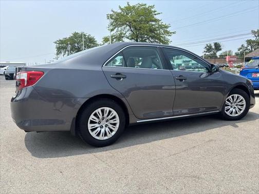 2014 Toyota Camry SEDAN