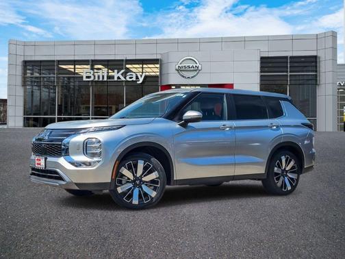 Alloy Silver Metallic 2025 Mitsubishi Outlander SE S-AWC