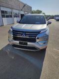 Alloy Silver Metallic 2025 Mitsubishi Outlander SE S-AWC