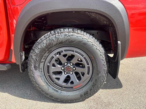 2025 Nissan Frontier PRO-4X