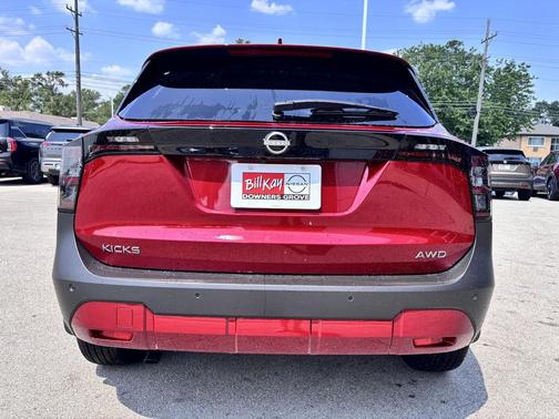 2025 Nissan Kicks SV