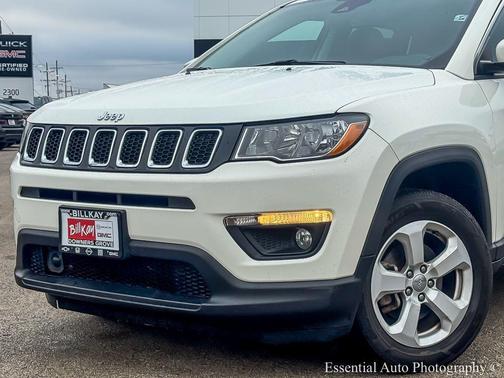 White Clearcoat 2019 Jeep Compass Latitude