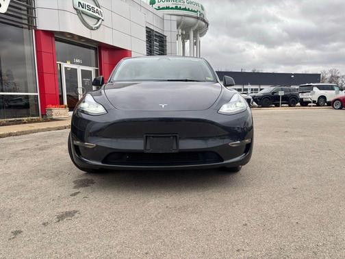 2024 Tesla Model Y Long Range Dual Motor All-Wheel Drive