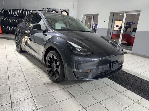 2024 Tesla Model Y Long Range Dual Motor All-Wheel Drive
