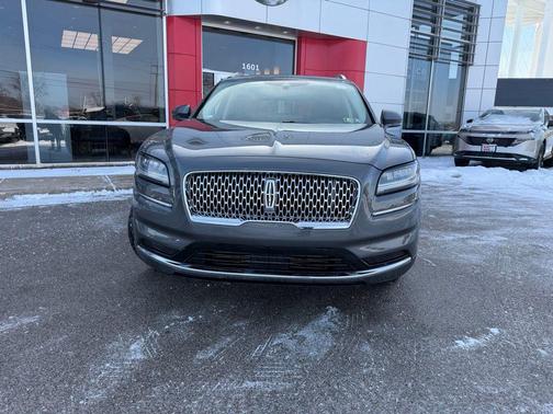 2022 Lincoln Nautilus Reserve