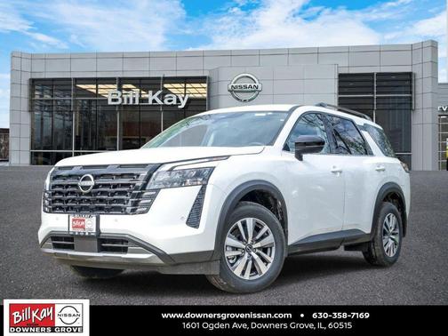 Everest White Pearl Tricoat 2026 Nissan Pathfinder SL