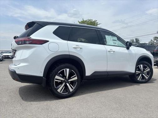 2025 Nissan Rogue SL