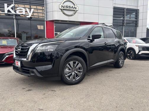 2025 Nissan Pathfinder SV 4WD