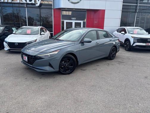 2023 Hyundai ELANTRA HEV Blue