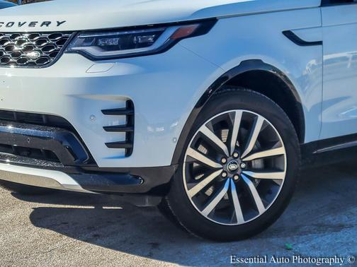 2024 Land Rover Discovery P300 Dynamic SE