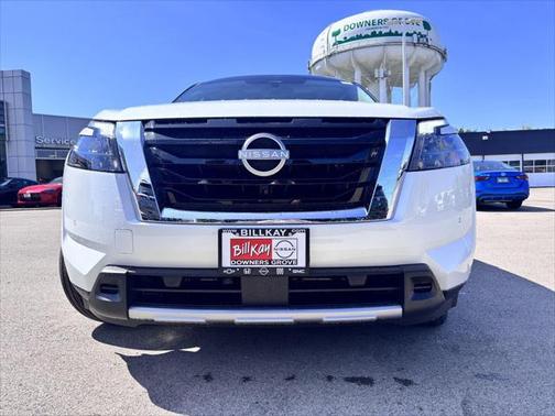 2025 Nissan Pathfinder Platinum 4WD
