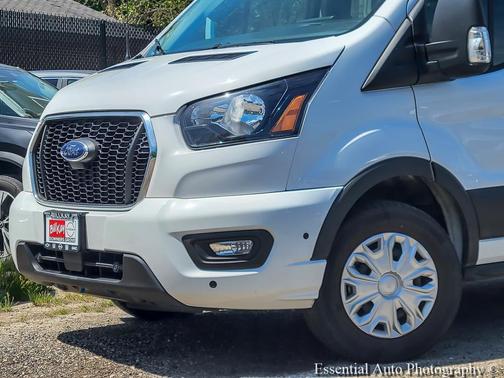 Oxford White 2025 Ford Transit-350 XLT