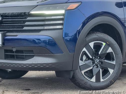 Deep Blue Pearl 2026 Nissan Kicks SV