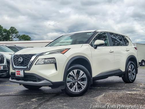 Pearl White Tricoat 2023 Nissan Rogue SV