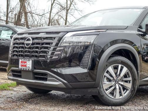 Super Black 2026 Nissan Pathfinder SL