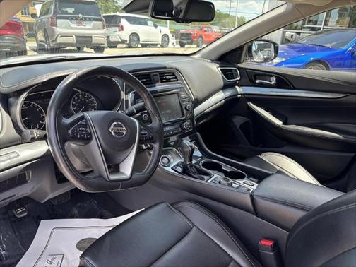 2022 Nissan Maxima SV Xtronic CVT
