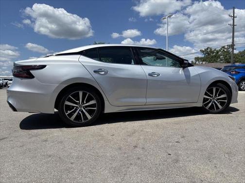 2022 Nissan Maxima SV Xtronic CVT