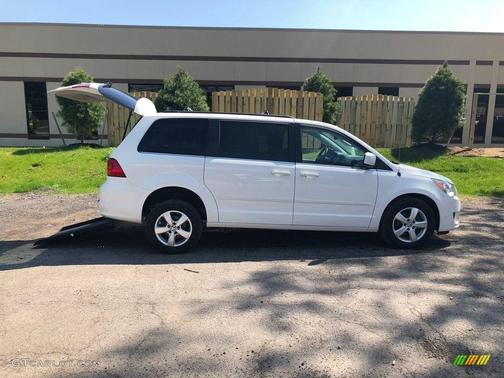 2012 Volkswagen Routan S