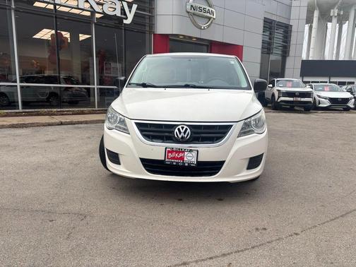 2012 Volkswagen Routan S
