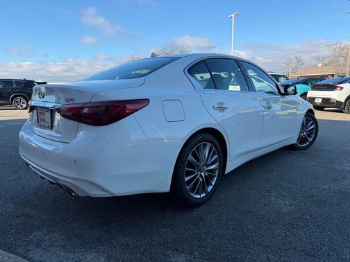 2023 INFINITI Q50 3.0t LUXE