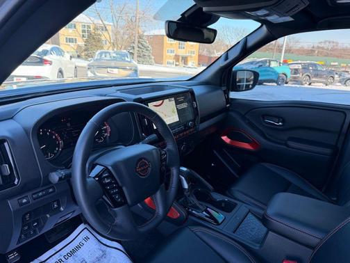 2025 Nissan Frontier PRO-4X