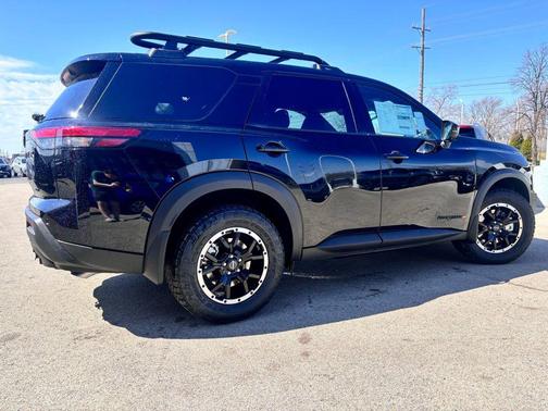 2025 Nissan Pathfinder Rock Creek 4WD