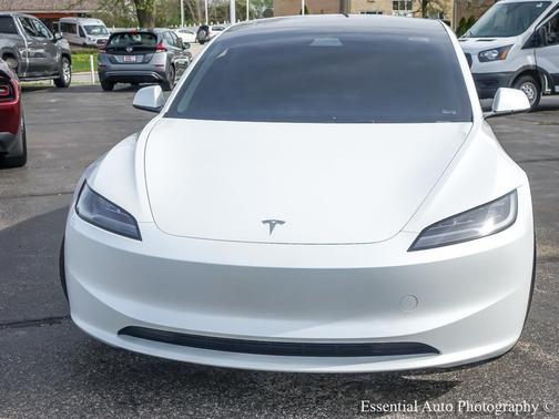Pearl White Multi-Coat 2025 Tesla Model 3 Long Range