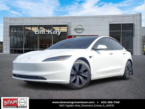 Pearl White Multi-Coat 2025 Tesla Model 3 Long Range
