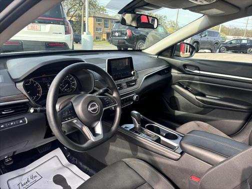 2023 Nissan Altima 2.5 SV