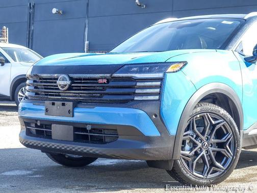 2026 Nissan Kicks SR